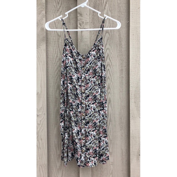 American Eagle Outfitters Dresses & Skirts - American Eagle Mini Floral Print Dress!